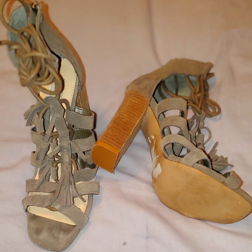 SuadeTassel Heel Steve Madden